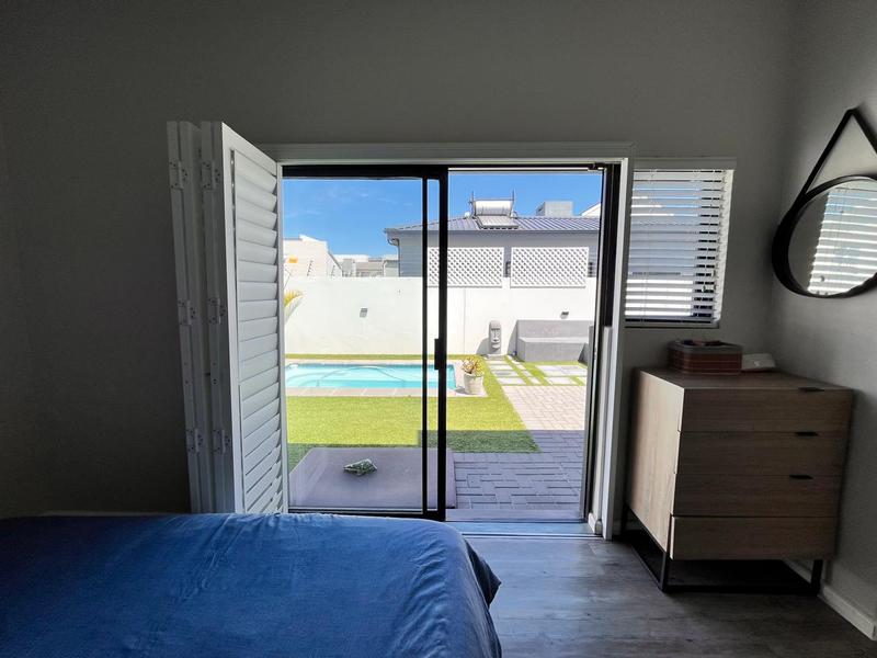 2 Bedroom Property for Sale in Sandown Western Cape